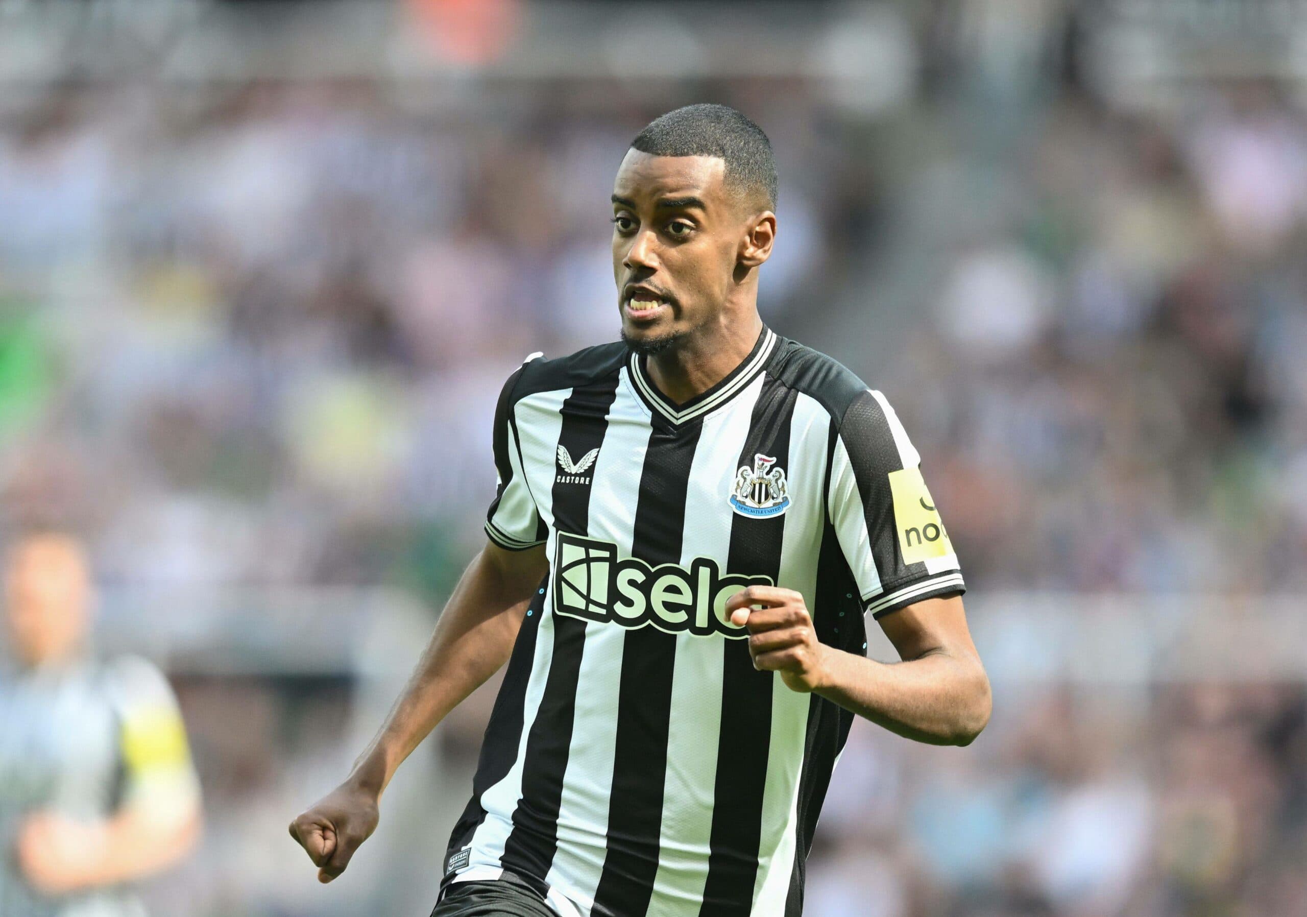 جدی شدن تلاش لیورپول برای جذب الکساندر ایساک؛ ابهام و هیجان در نقل و انتقالات تابستانی