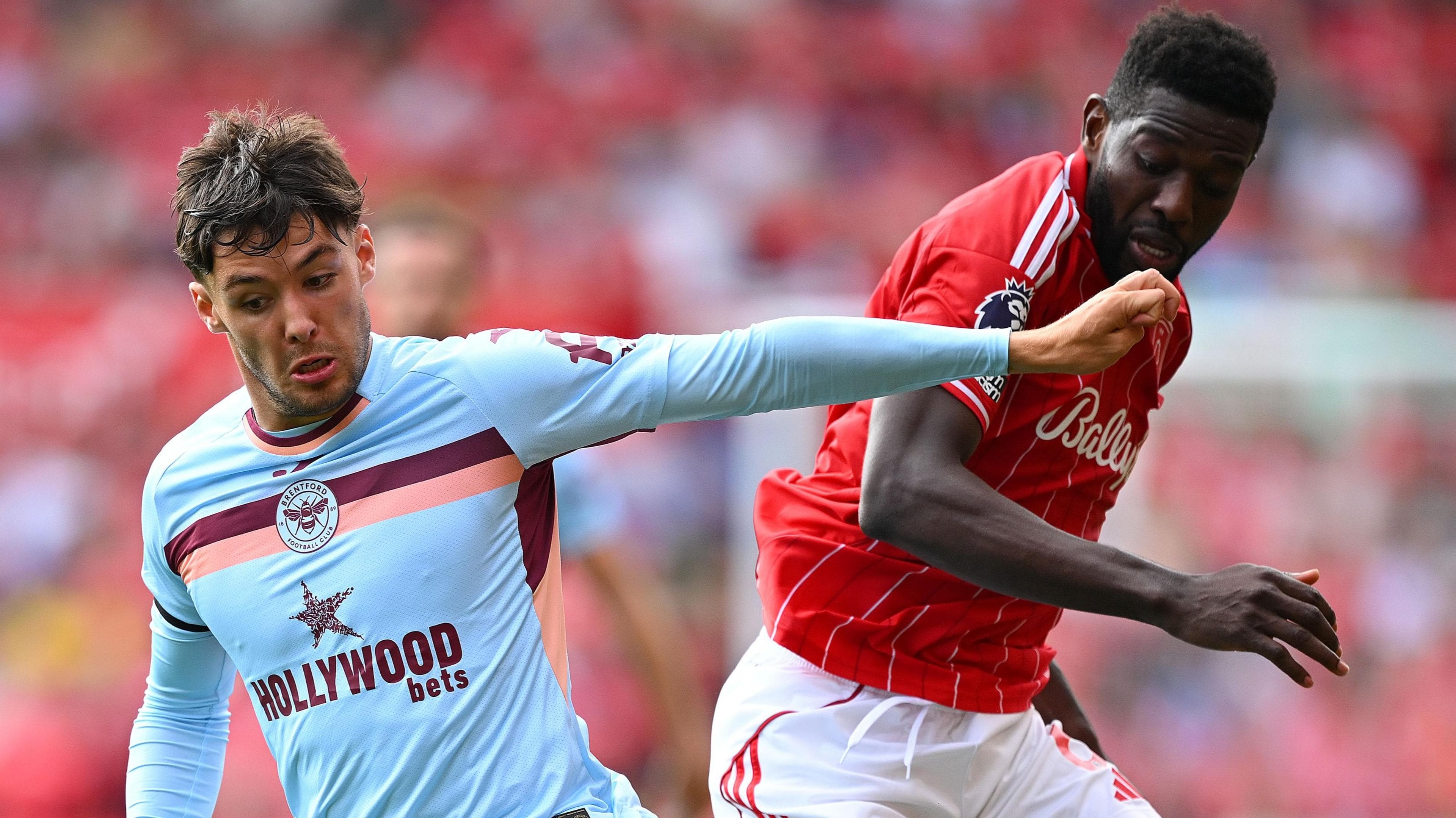 بازگشت الهام‌بخش آرون هیکی پس از ۶۵۹ روز دوری از میادین فوتبال