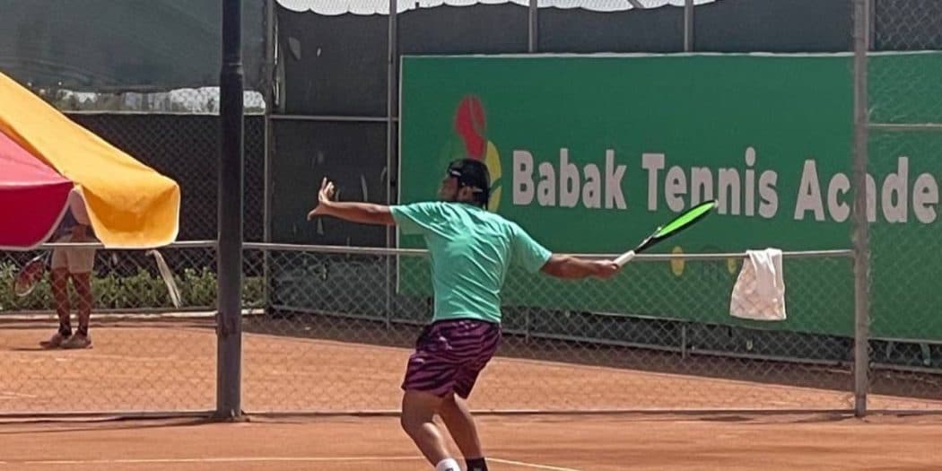 رقابت جذاب مقیمی و بادی در فینال مسابقات ۱۰۰۰ امتیازی تنیس