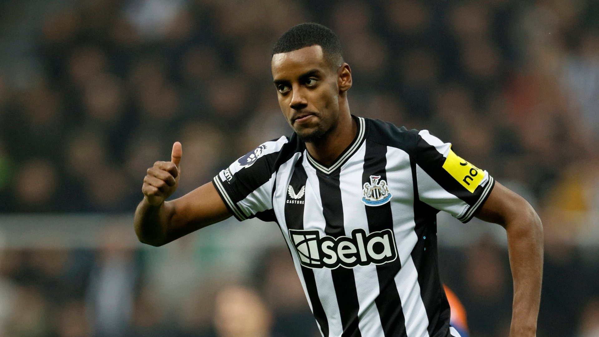 پیش‌بینی انتقال الکساندر ایساک به لیورپول؛ انتقالی بزرگ در آستانه بسته شدن پنجره نقل‌وانتقالات