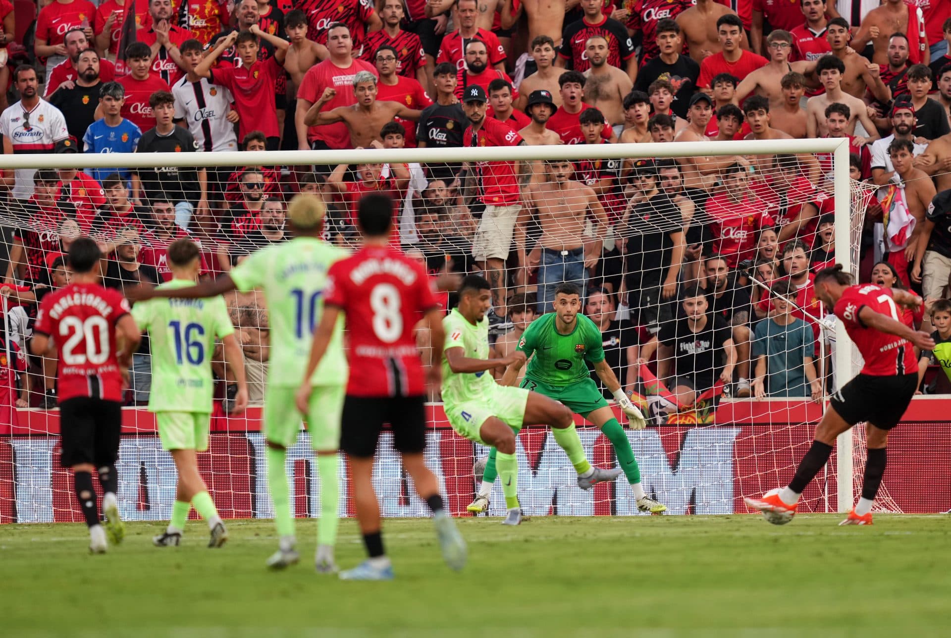 درخشش فوق‌العاده خوان گارسیا در اولین بازی برای بارسلونا