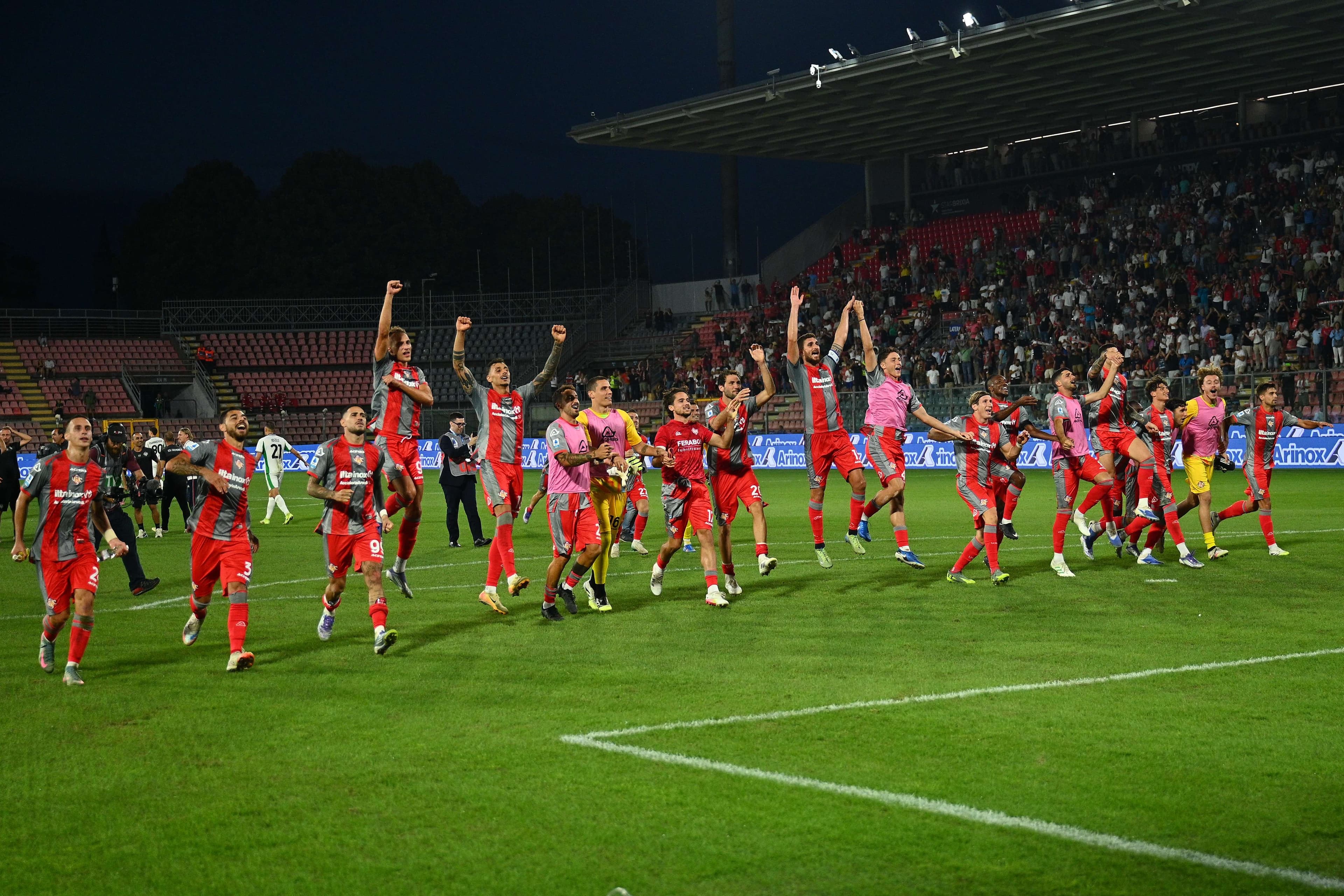 تحلیل عملکرد کرمونزه در فصل جدید سری آ ایتالیا؛ با جیمی واردی یا بدون او