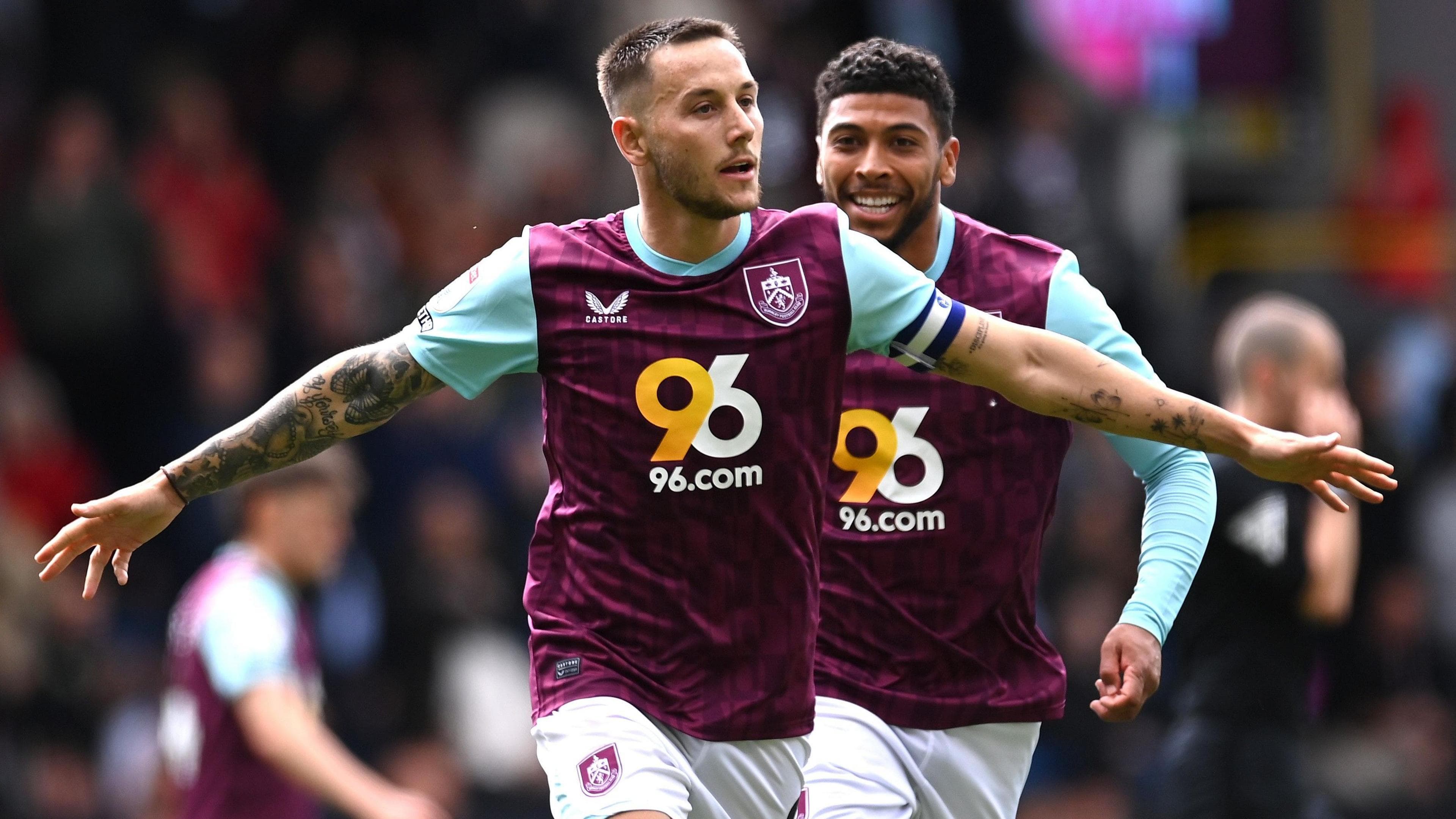 جاش براونهیل، کاپیتان سابق برنلی راهی لیگ حرفه‌ای عربستان شد