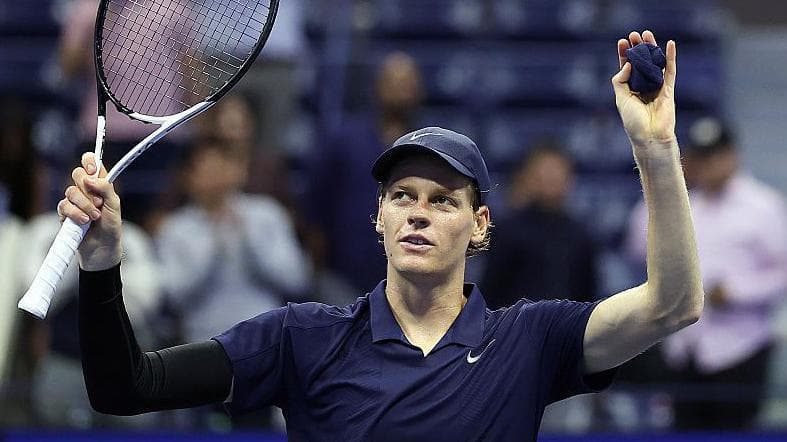 عملکرد درخشان یانیک سینر و فلیکس اوژه-آلیاسیم در نیمه‌نهایی اوپن آمریکا ۲۰۲۵