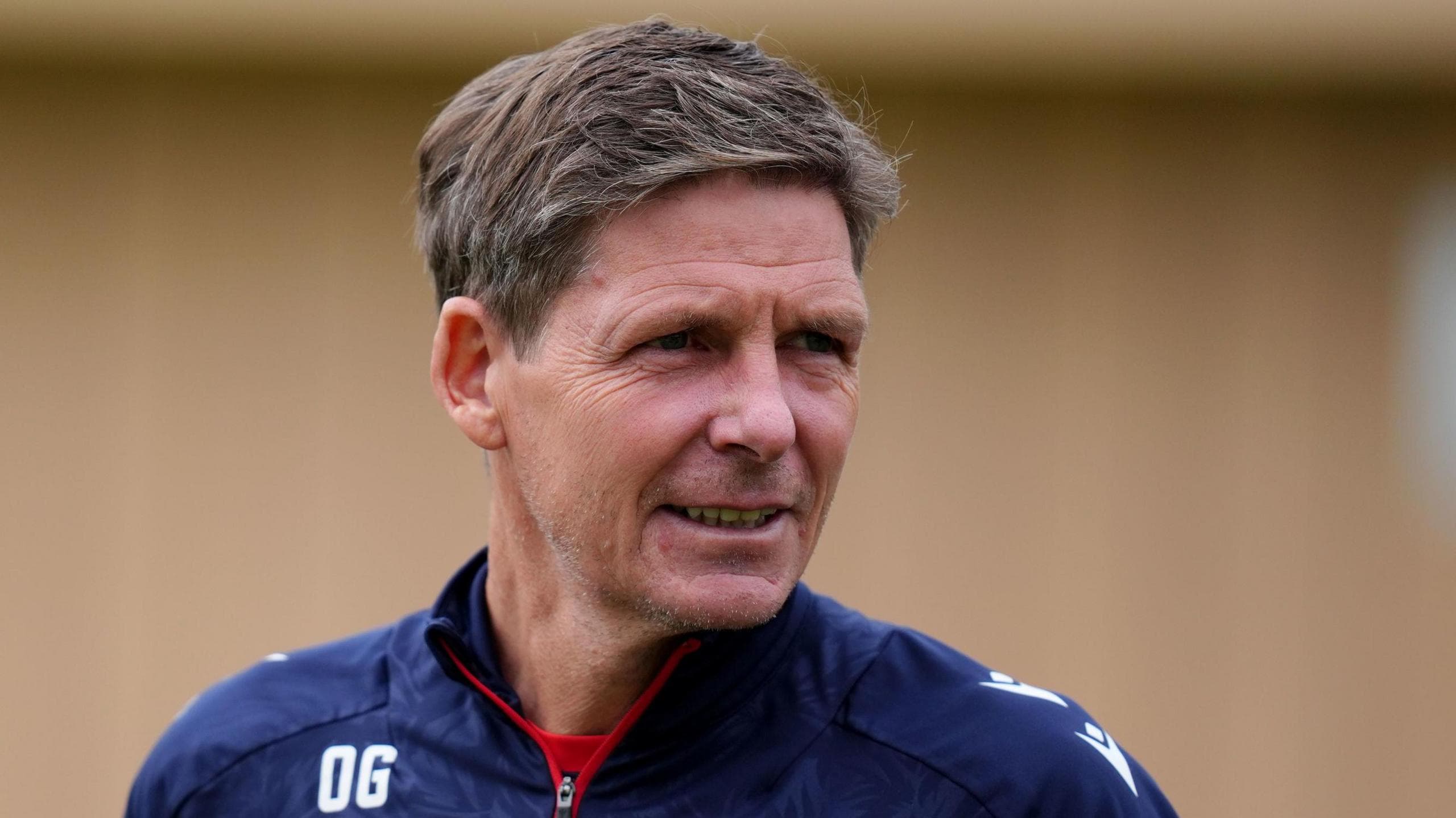 اولیور گلاسنر: هرگز باشگاه کریستال پالاس را تهدید به استعفا نکردم