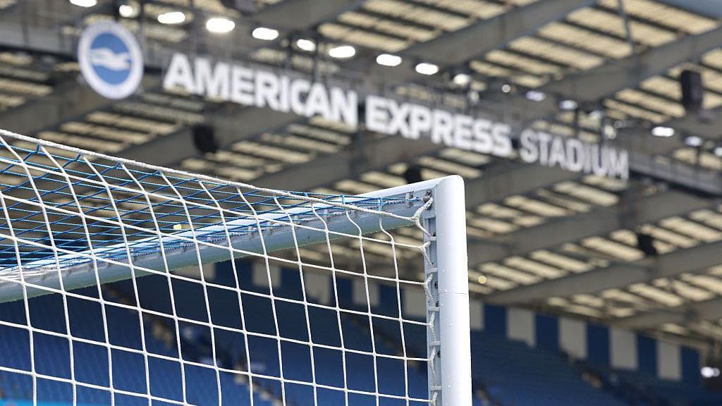 ماجرای خرید بلیت ۹۰۰ پوندی تماشاگر خارجی و محرومیت از ورود به استادیوم لیگ برتر انگلیس