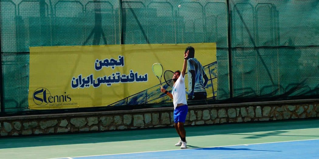 رقابت مدعیان در مرحله یک‌چهارم نهایی مسابقات ۲۵۰ امتیازی سافت‌تنیس کشور