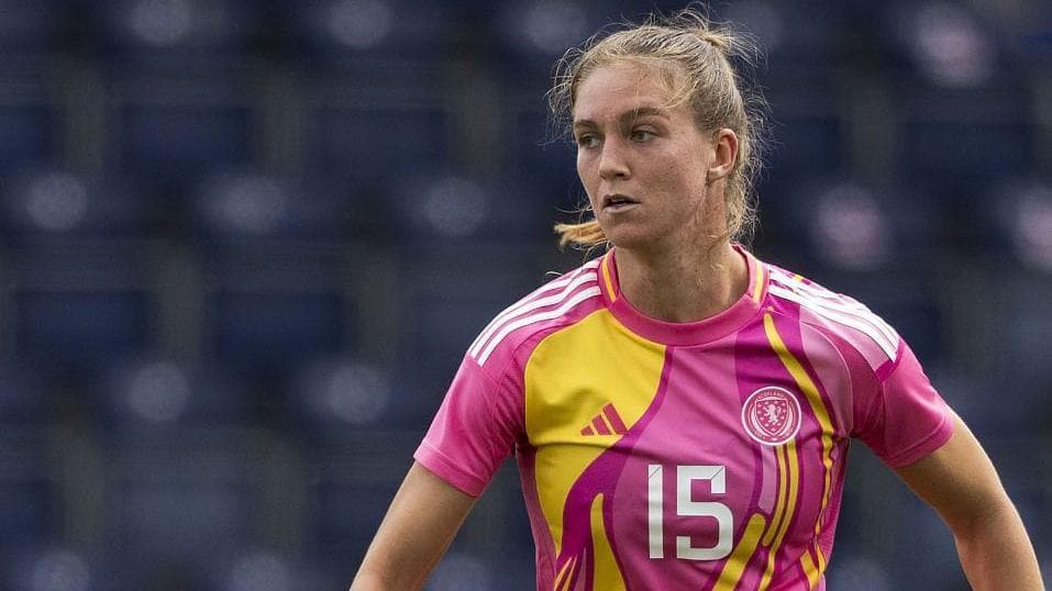 دعوت جورجیا براون به تیم ملی فوتبال زنان اسکاتلند برای بازی‌های دوستانه