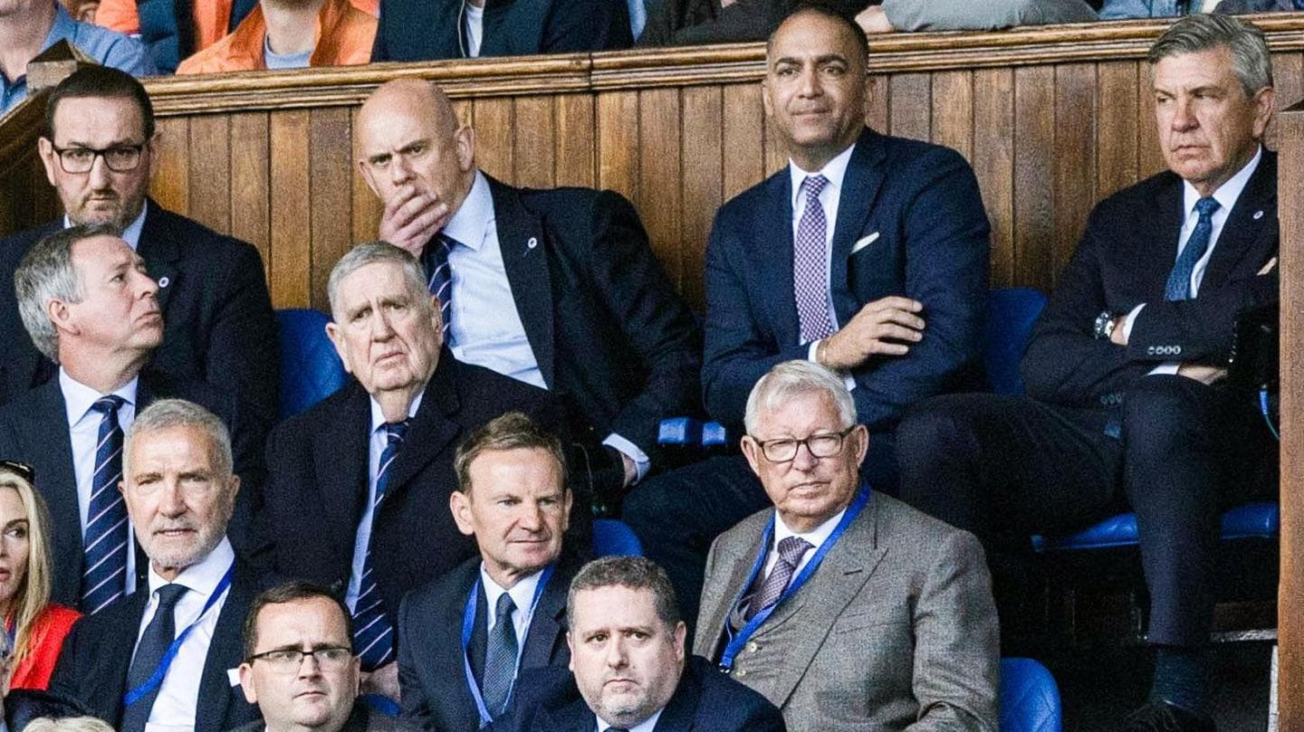 آشوب در رنجرز پس از رد پیشنهاد توسط استیون جرارد