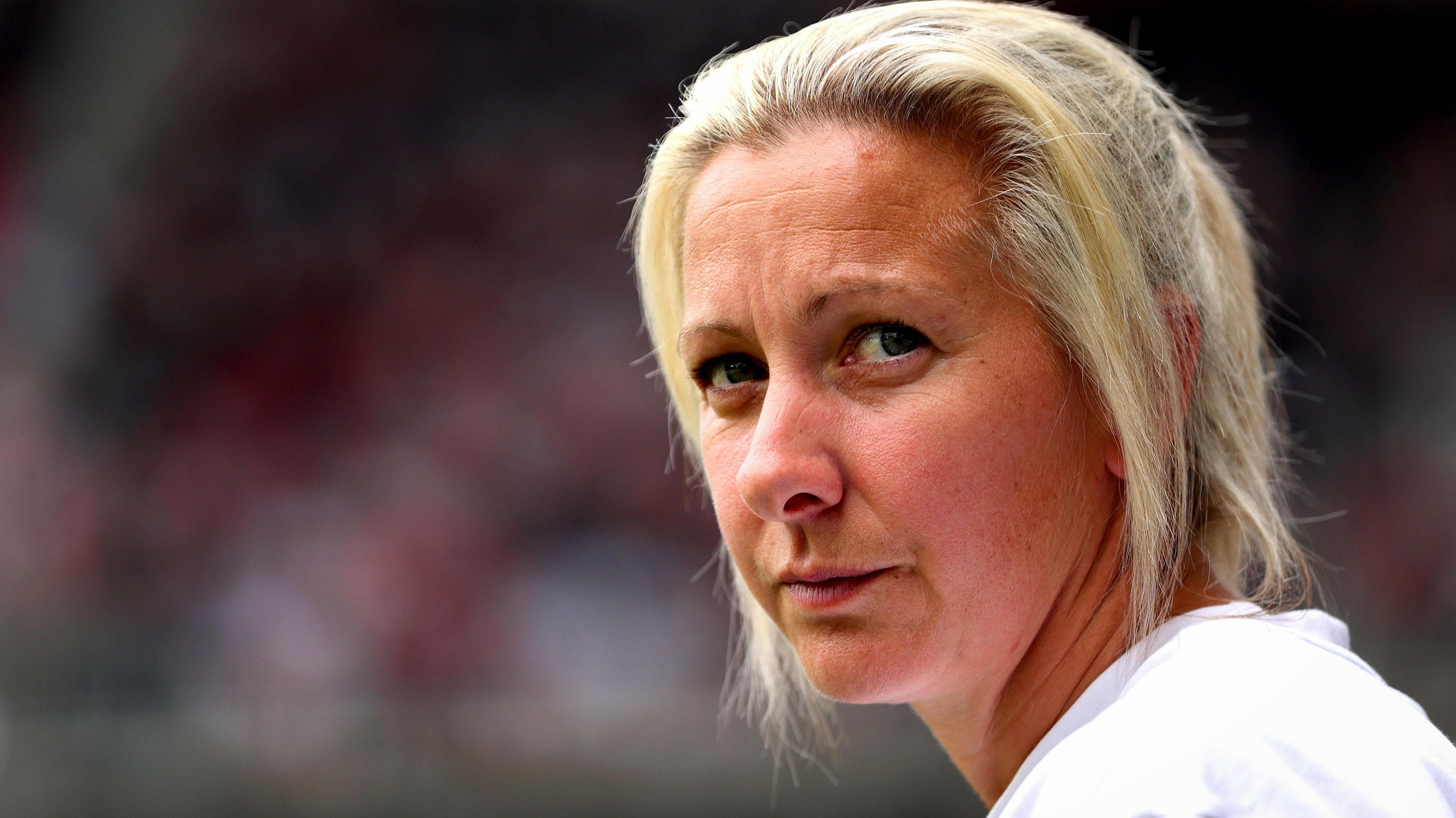 حاشیه‌های تبعیض جنسیتی در فوتبال زنان ایرلند؛ تمرکز سرمربی روی موفقیت تیم