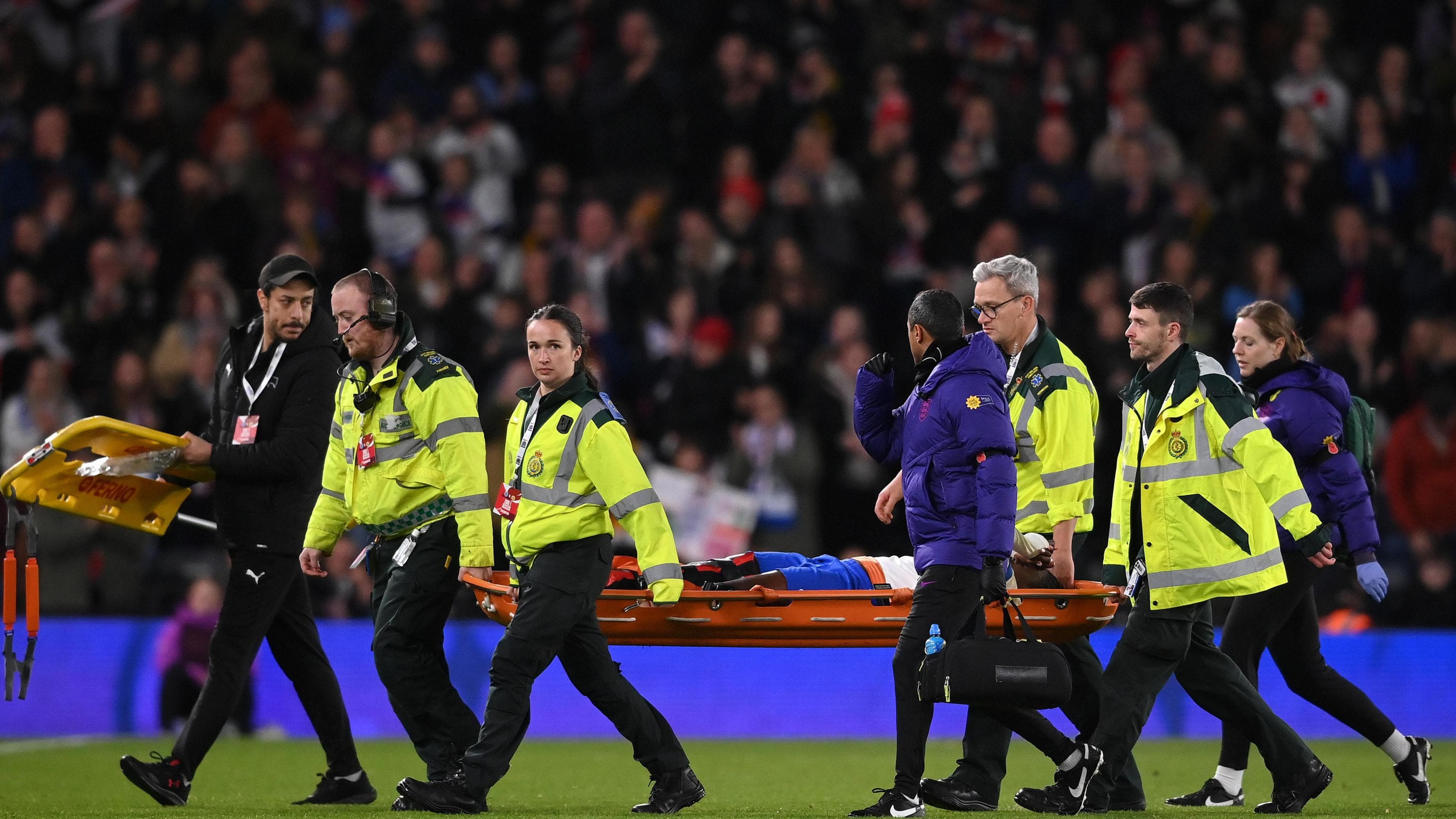 مصدومیت میشل اگیمانگ؛ نگرانی برای ستاره آتیه‌دار انگلیس