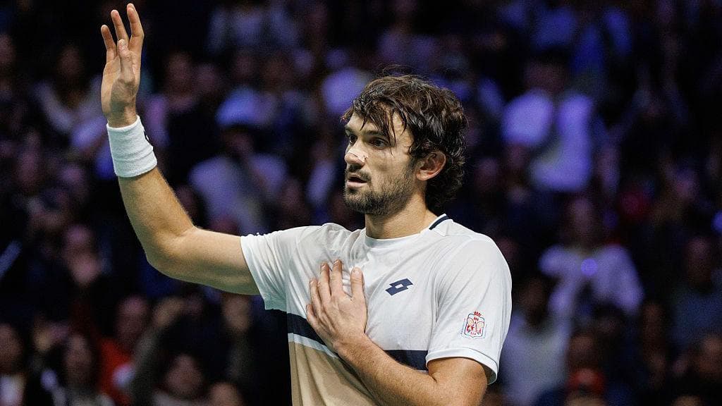 پیروزی دوباره واشرو مقابل پسرعمویش پس از قهرمانی در شانگهای