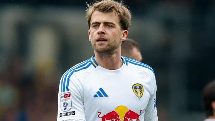 پاتریک بامفورد مهاجم با تجربه، به شفیلد یونایتد پیوست