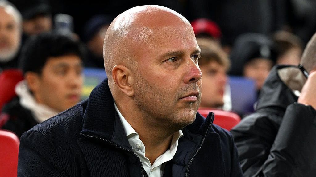 آیا موقعیت آرنه اسلات در لیورپول به خطر افتاده است؟