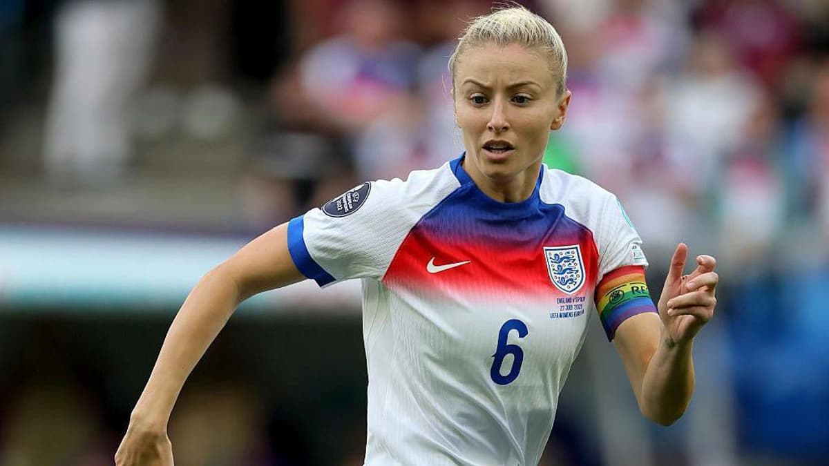 لیا ویلیامسون احتمال اعتصاب بازیکنان به دلیل فشردگی برنامه مسابقات را رد نکرد