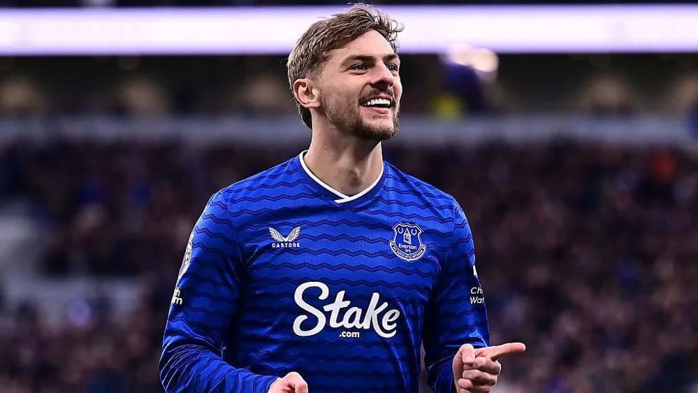 چرا دیوزبری-هال پس از جدایی از چلسی در اورتون میدرخشد؟