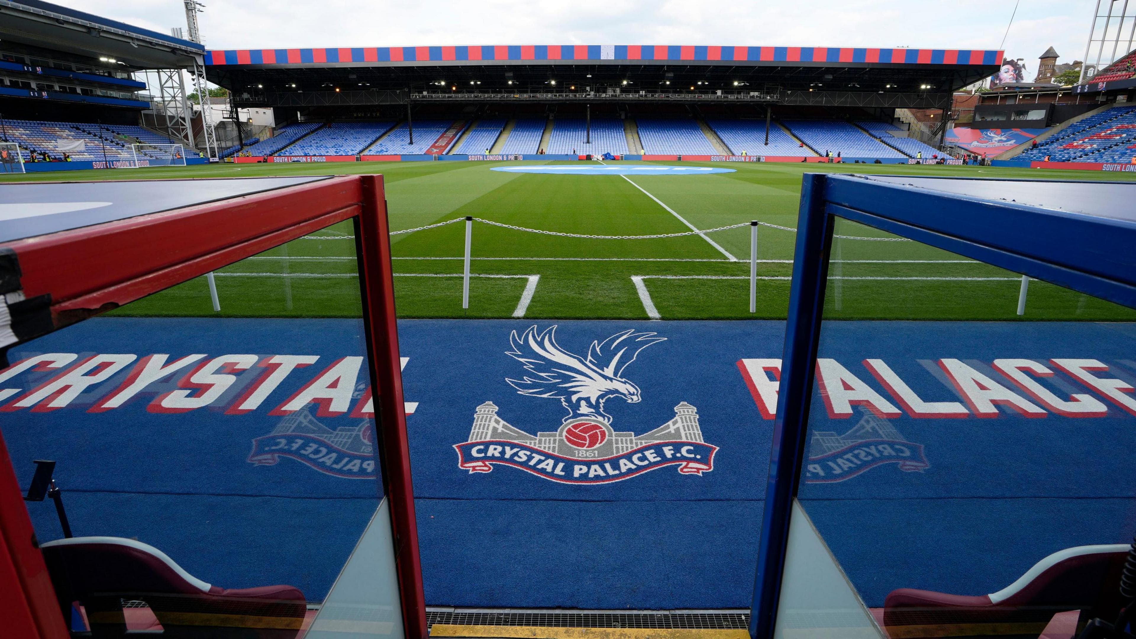 گفتوگو برای فروش سهام کریستال پالاس به مالک نیویورک جتز