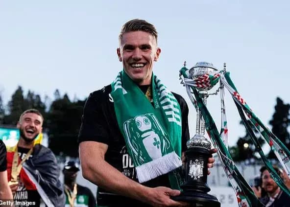 دعوای اسپورتینگ و گیوکرس؛ تهدید اعتصاب مهاجم پرطرفدار