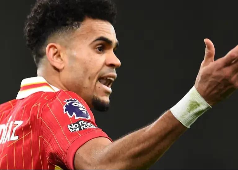 خشم هواداران لیورپول از بیخیالی لوئیز دیاز پس از درگذشت دیوگو ژوتا