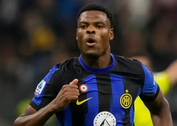 بارسلونا قید خرید مدافع اینتر را زد؛ کنده رقیب جدیدی نخواهد داشت