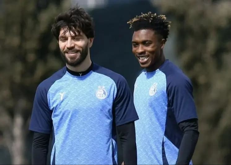 نامشخص بودن زمان بازگشت دو ستاره خارجی استقلال