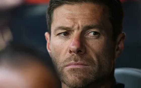 مدیریت هوشمند ژابی آلونسو در توقفهای بازی؛ نقطه عطف موفقیت رئال مادرید