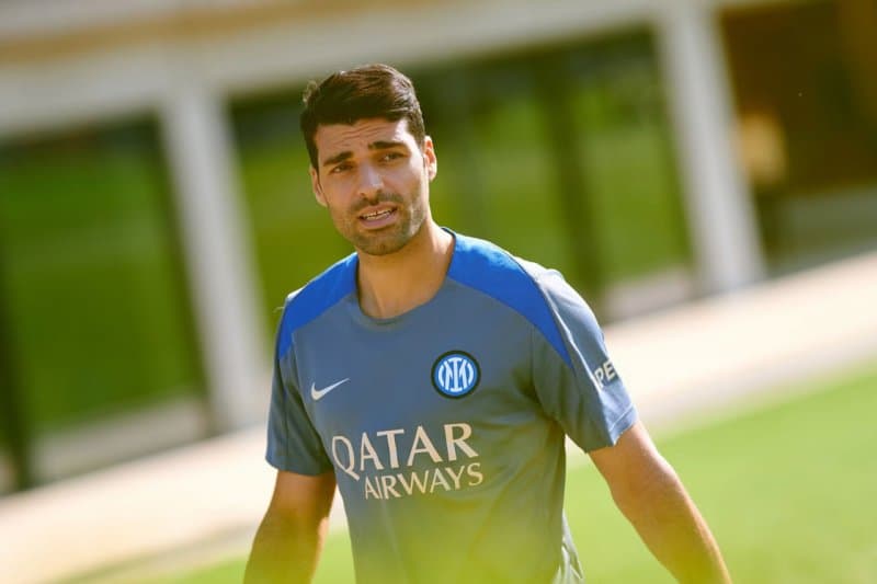 غیبت مهدی طارمی در جام جهانی باشگاهی و حضورش در بوشهر در ایام تاسوعا و عاشورا