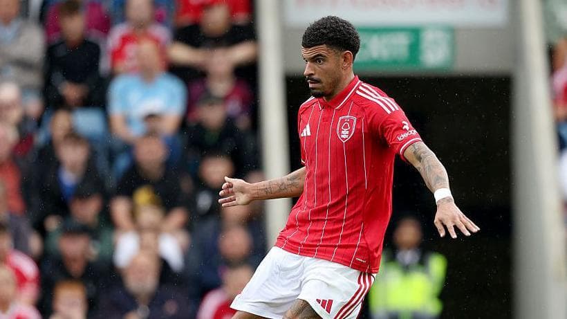 مورگان گیبس-وایت و حرفهایگری در میان جنجال نقلوانتقالاتی