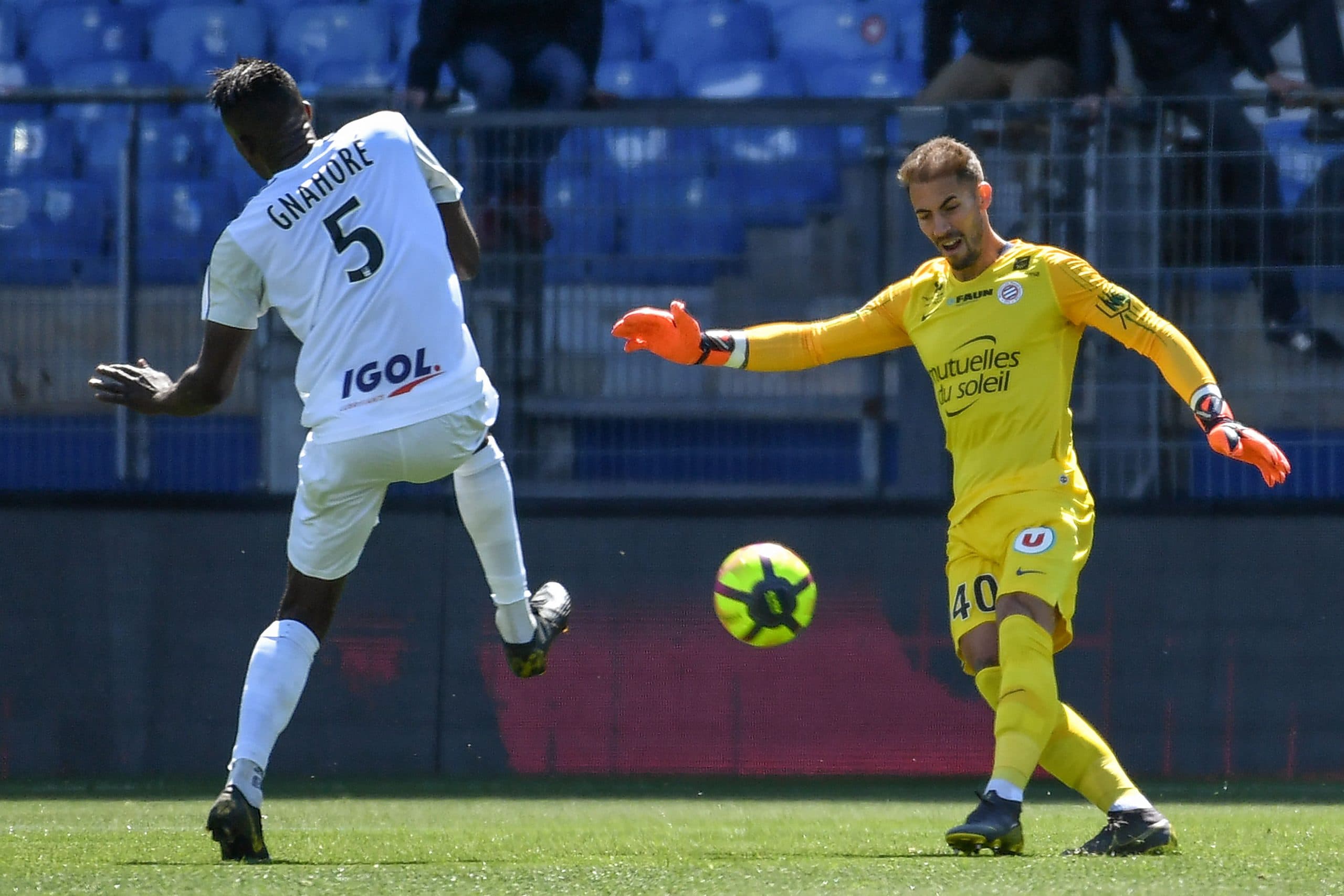 انتقال بنژمن لوکومت، دروازهبان مونپلیه به فولام انگلیس