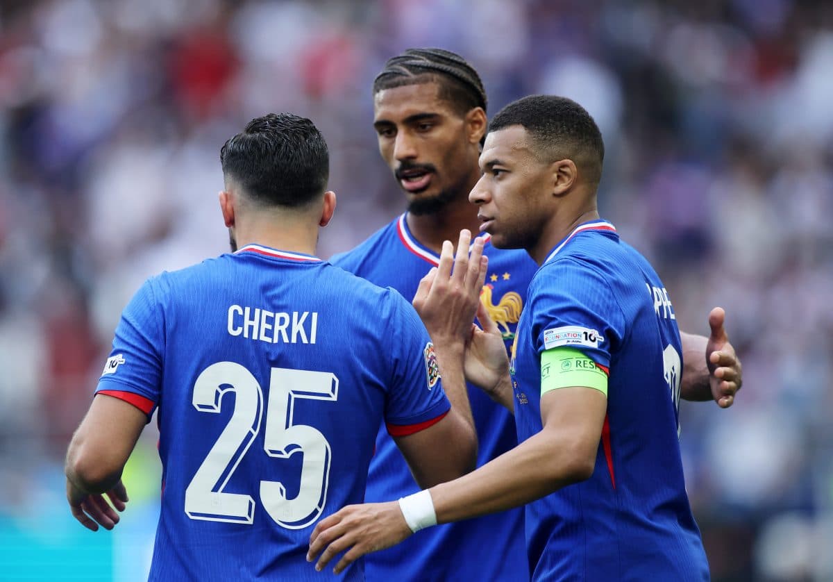 باشگاههای لیگ برتر انگلیس در تعقیب لوئیک باده، مدافع سویا