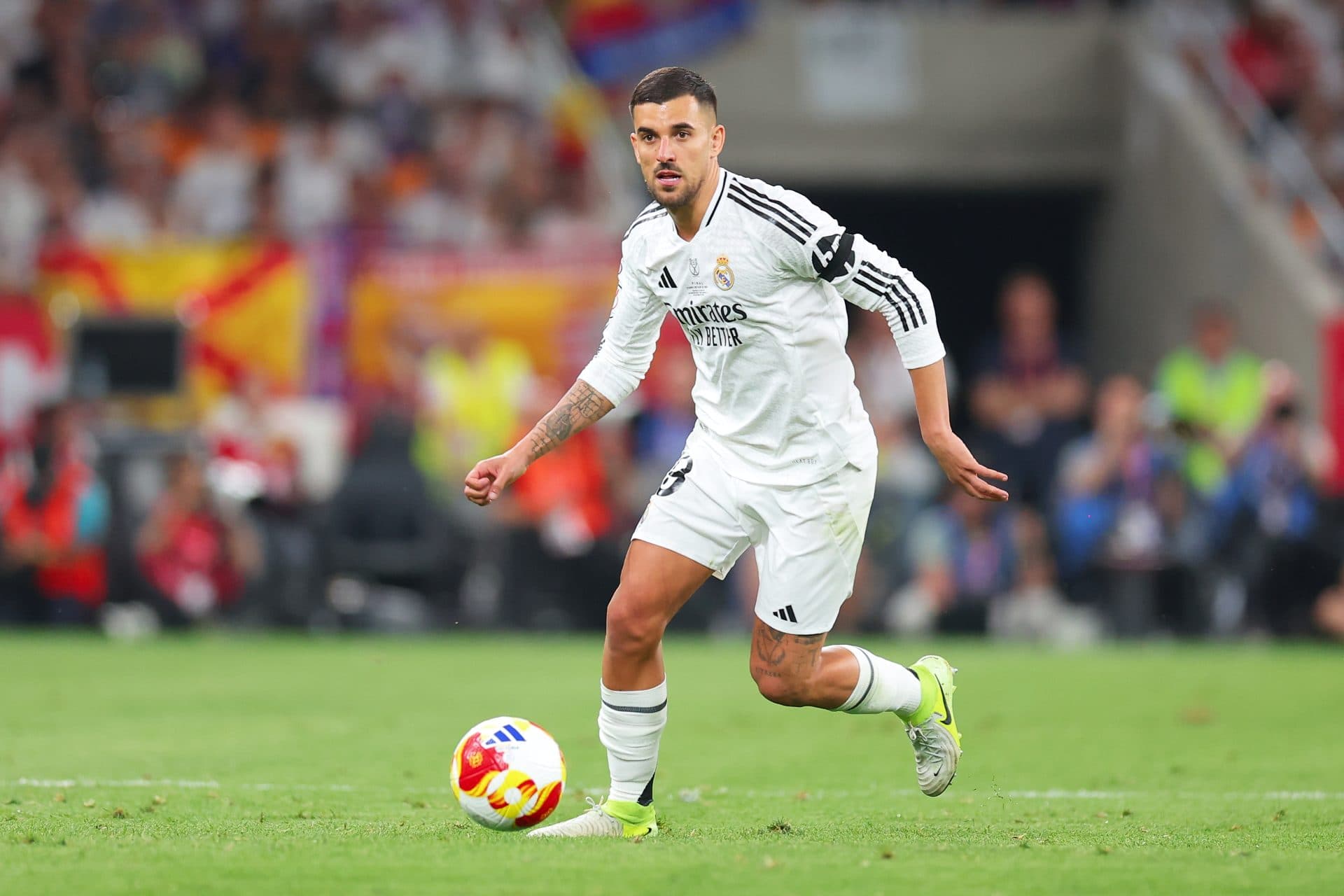 اختلاف رئال مادرید و رئال بتیس بر سر انتقال دنی سبایوس