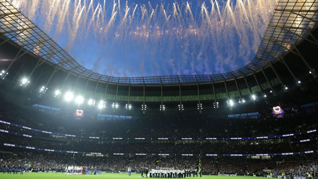 عملکرد تیمهای لیگ برتر انگلیس در فصل اول پس از انتقال به ورزشگاه جدید