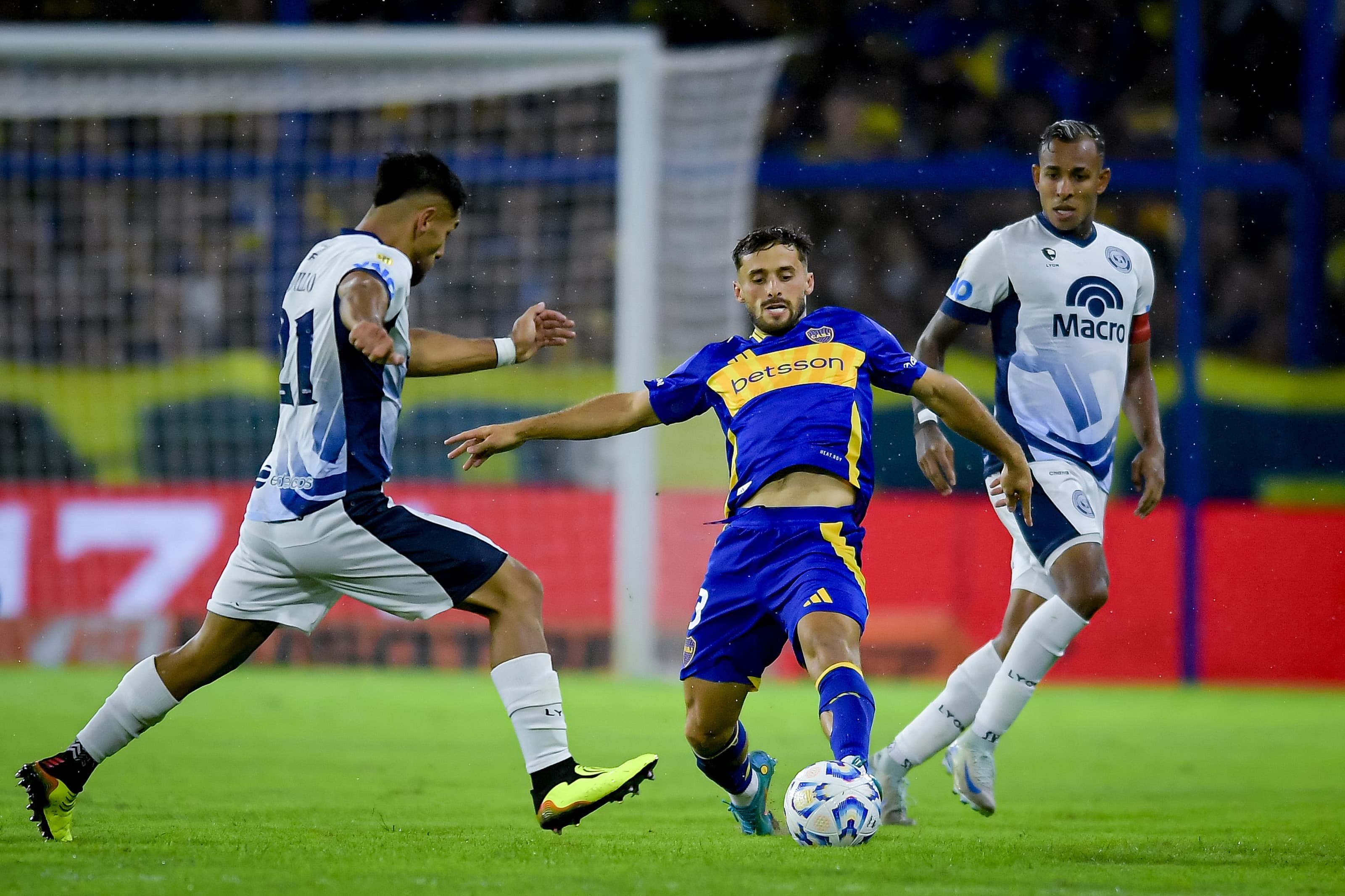 تمایل سلتیک برای جذب مدافع بوکا جونیورز؛ چرا راجرز باید پیشنهاد بهتری ارائه دهد؟