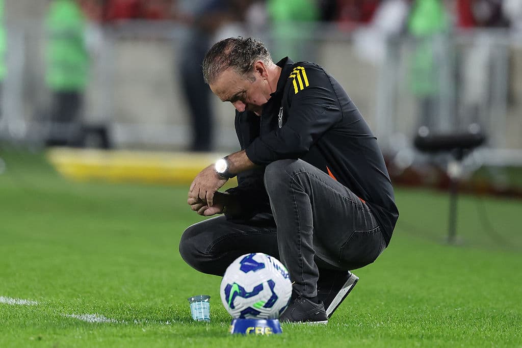 کاکا از هدایت اتلتیکو مینیرو برکنار شد پس از شکست مقابل کروزیرو