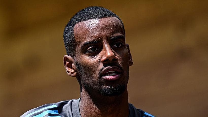 تاثیر زنجیرهای انتقال احتمالی الکساندر ایساک و تحرکات نقلوانتقالاتی لیگ جزیره