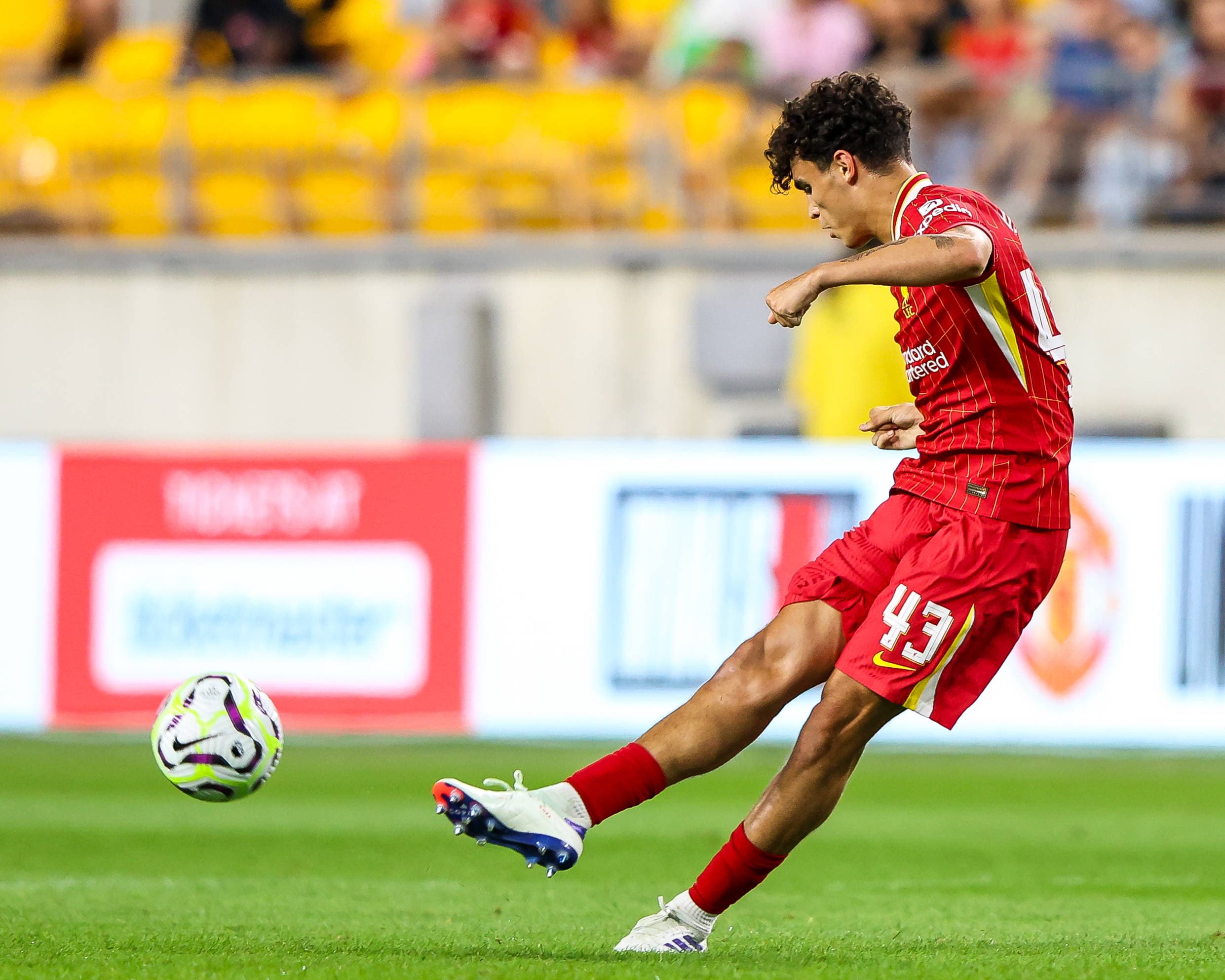 فرصت طلایی آرنه اسلات به استيفان باجچتیچ در لیورپول