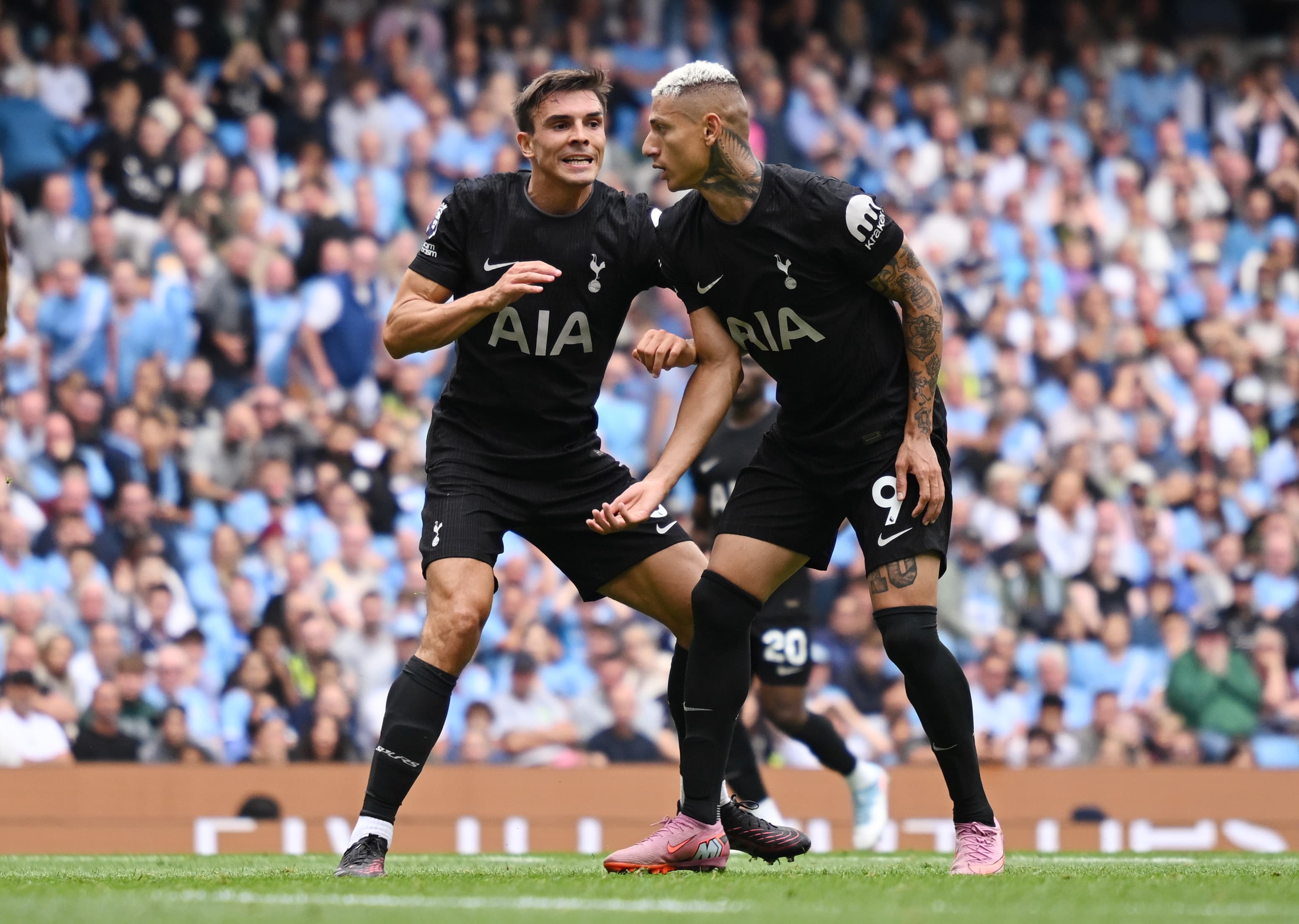 ترکیب احتمالی تاتنهام مقابل بورنموث با سیستم 4-2-3-1: آیا فرانک تغییر میدهد؟