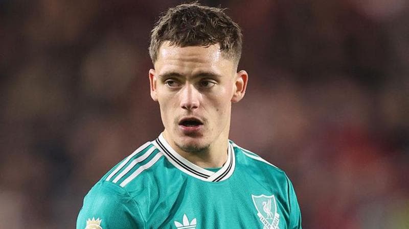 بحران ادامهدار لیورپول؛ شکستهای پیدرپی و نقدهایی که به خانه باید برگردد